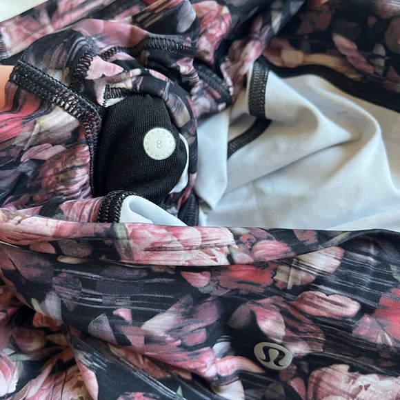 Lululemon leggings - Picture 4 of 4